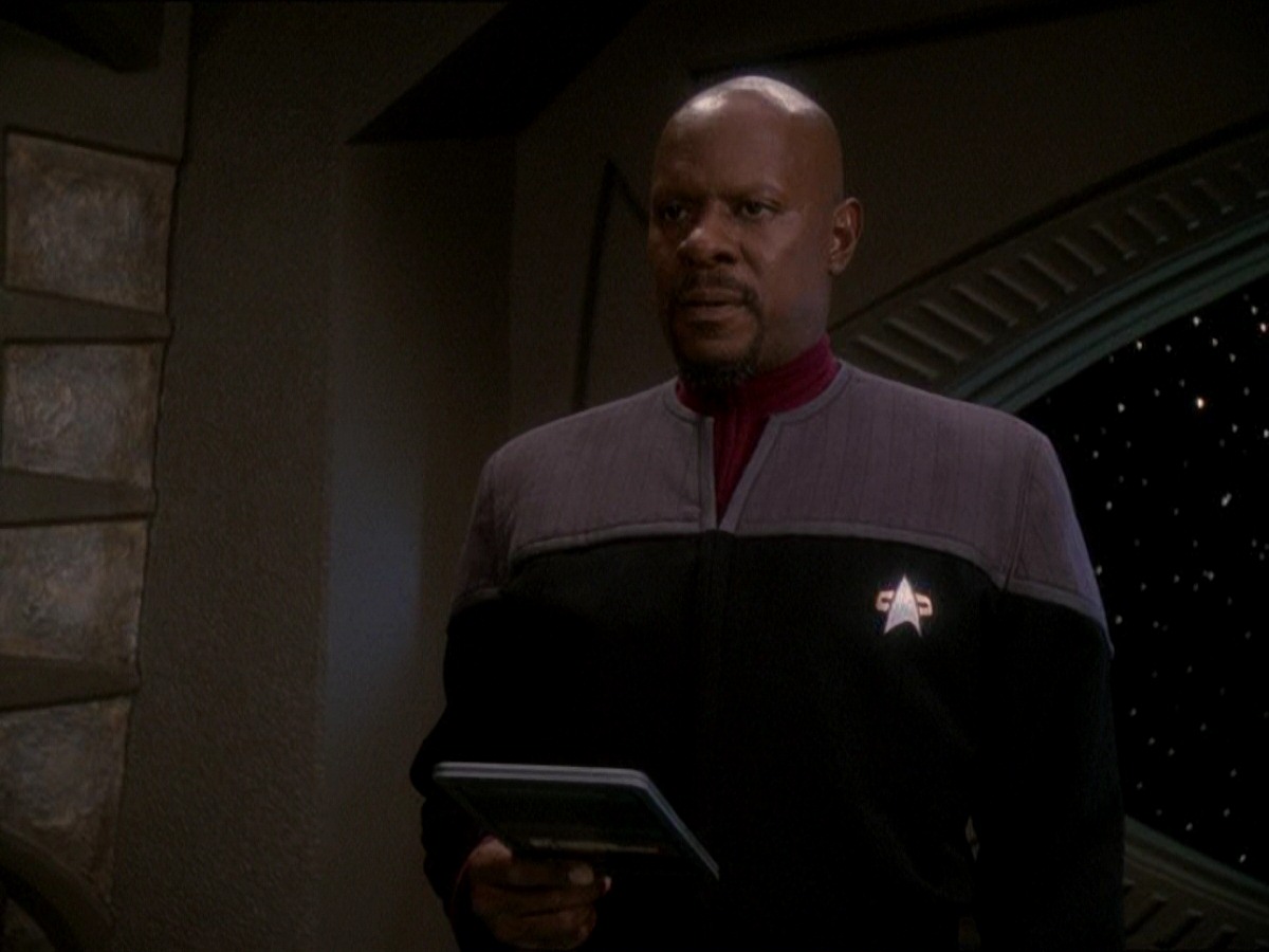 extant_StarTrek_DS9_7x03-Afterimage_2812.jpg