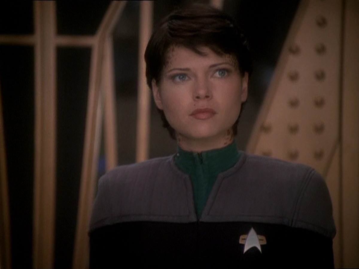 extant_StarTrek_DS9_7x03-Afterimage_2818.jpg