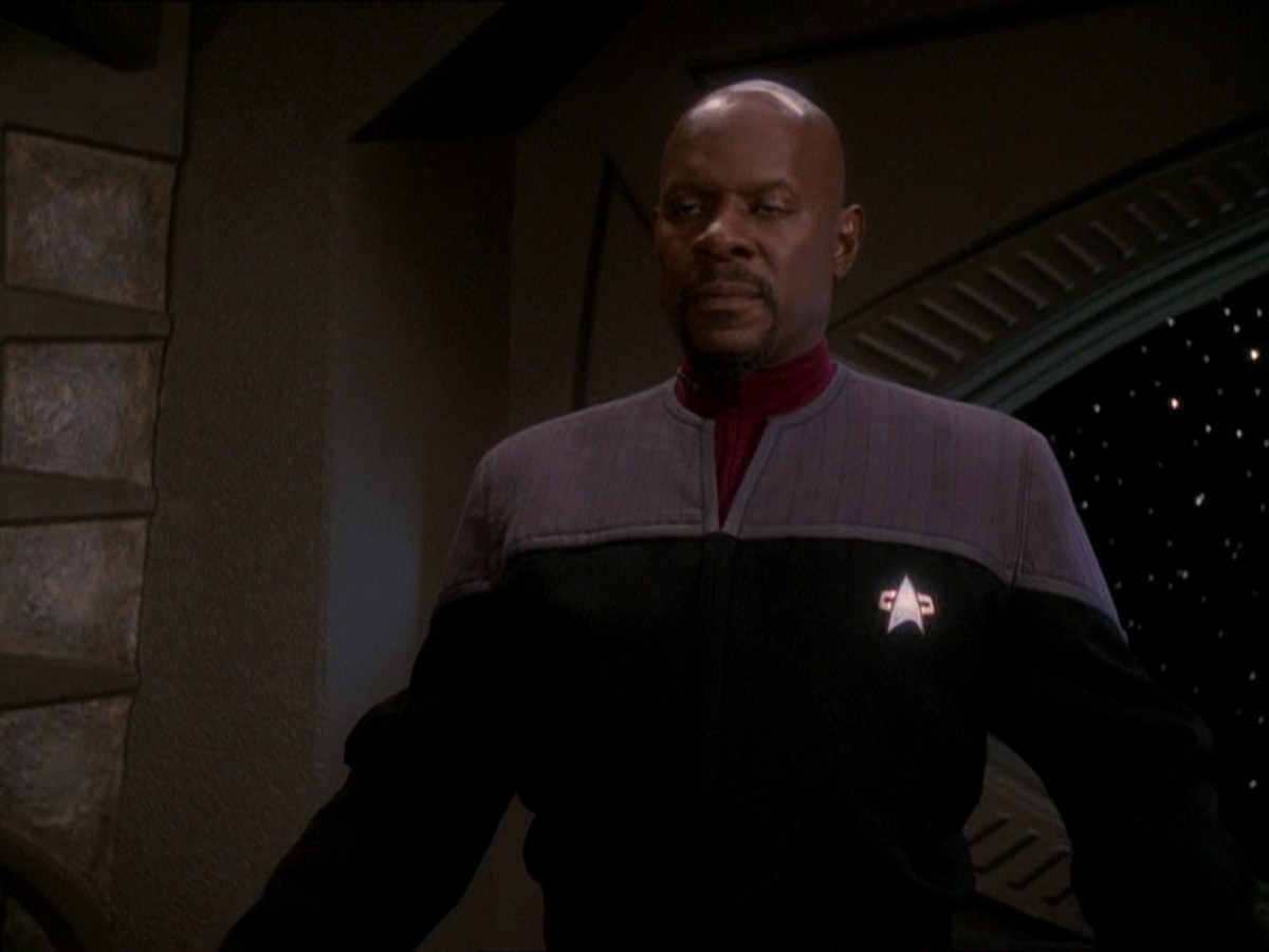 extant_StarTrek_DS9_7x03-Afterimage_2826.jpg