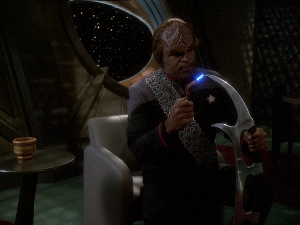 extant_StarTrek_DS9_7x03-Afterimage_2861.jpg