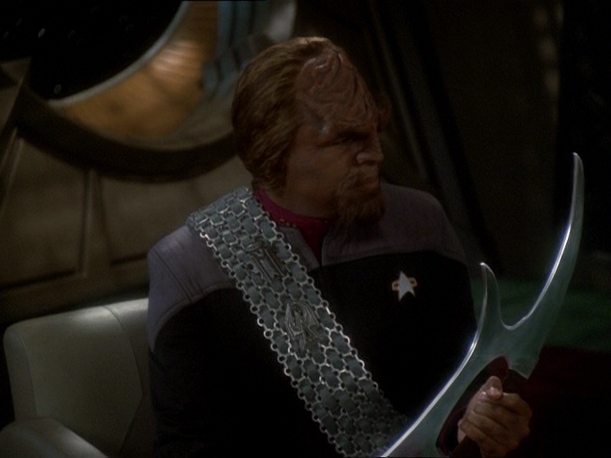 extant_StarTrek_DS9_7x03-Afterimage_2874.jpg