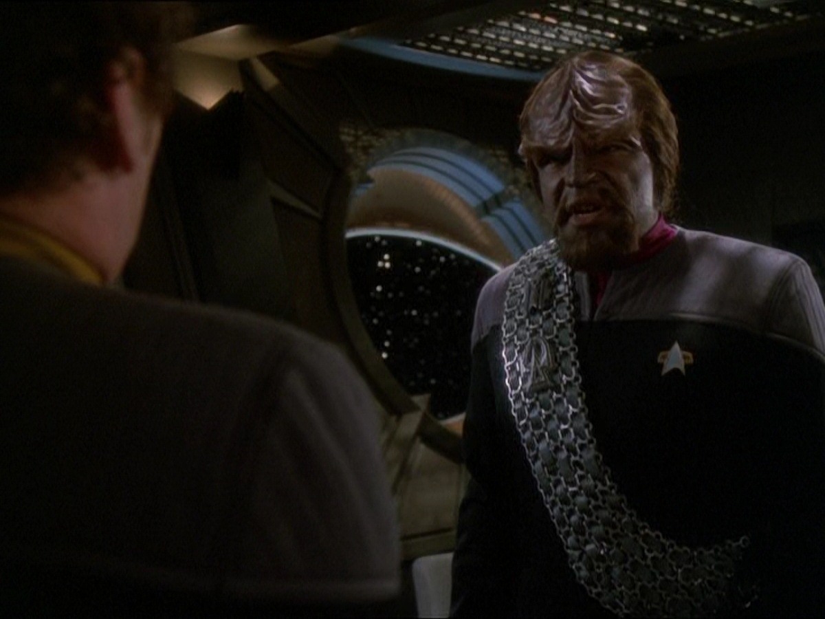 extant_StarTrek_DS9_7x03-Afterimage_2889.jpg