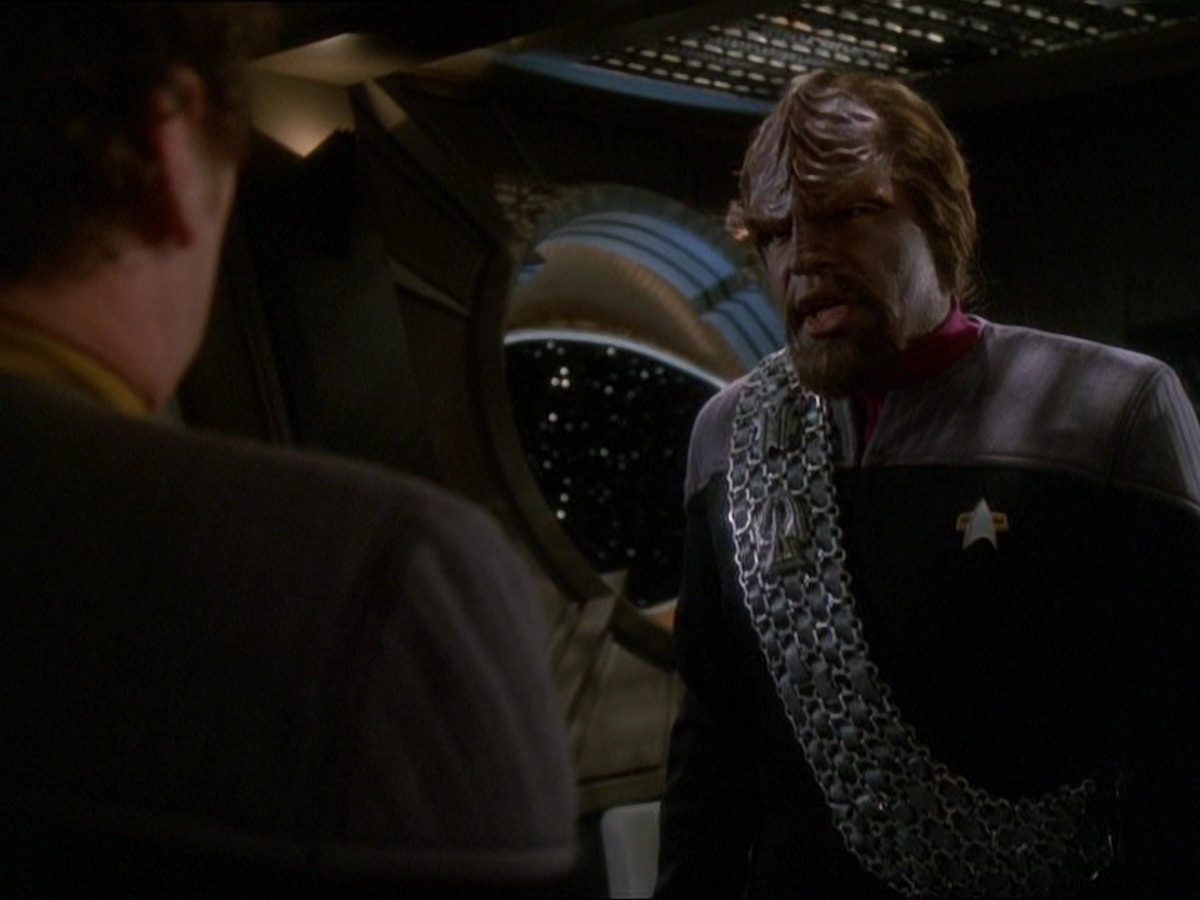 extant_StarTrek_DS9_7x03-Afterimage_2890.jpg