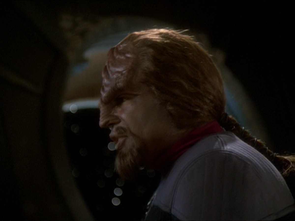 extant_StarTrek_DS9_7x03-Afterimage_2909.jpg