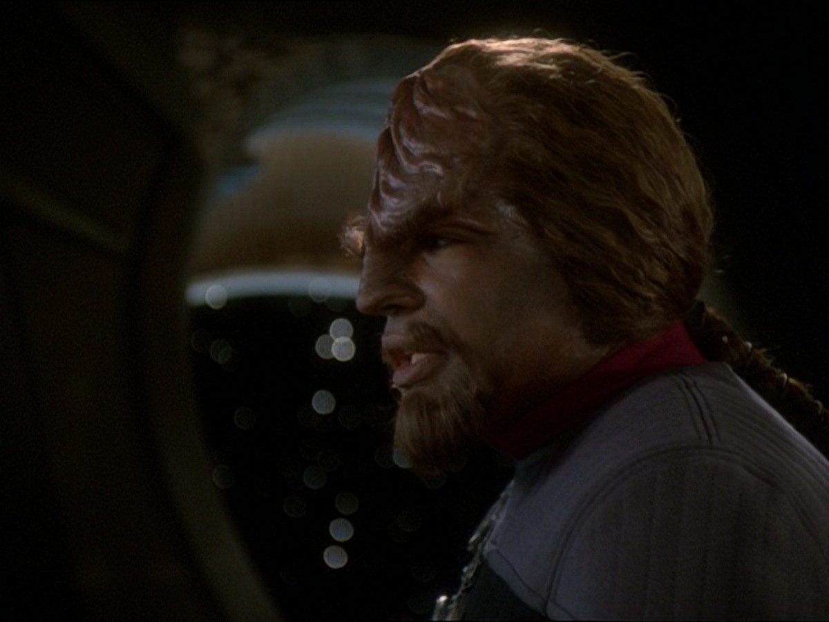extant_StarTrek_DS9_7x03-Afterimage_2911.jpg
