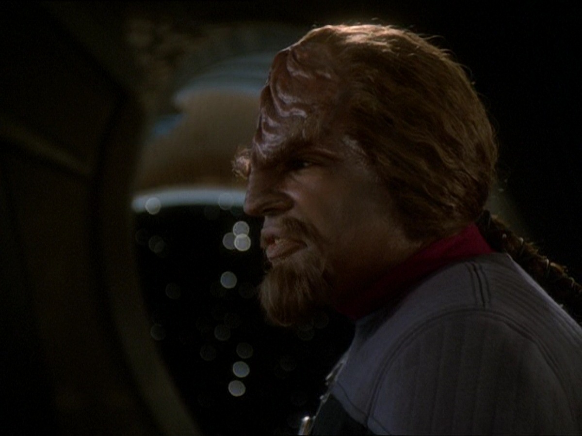 extant_StarTrek_DS9_7x03-Afterimage_2914.jpg