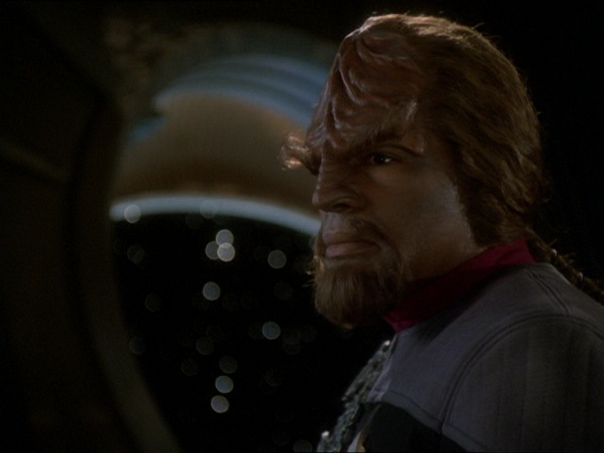 extant_StarTrek_DS9_7x03-Afterimage_2945.jpg