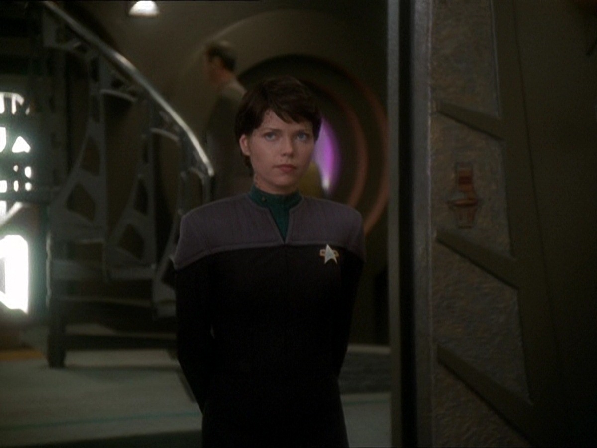 extant_StarTrek_DS9_7x03-Afterimage_2954.jpg