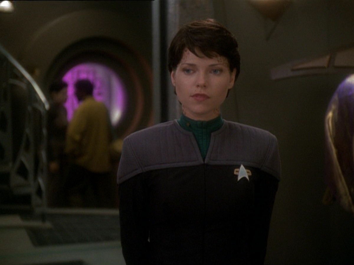 extant_StarTrek_DS9_7x03-Afterimage_2977.jpg