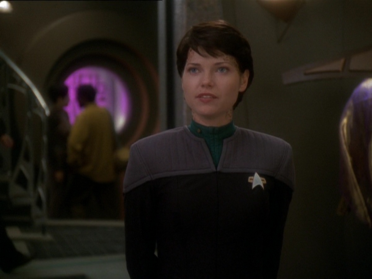 extant_StarTrek_DS9_7x03-Afterimage_2983.jpg