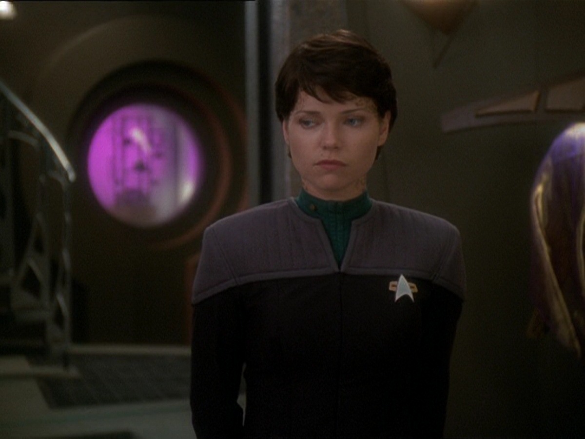 extant_StarTrek_DS9_7x03-Afterimage_3045.jpg
