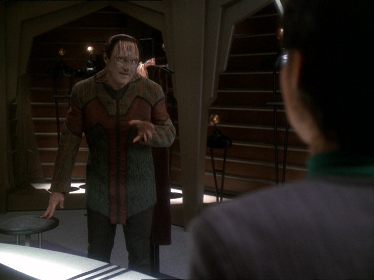 extant_StarTrek_DS9_7x03-Afterimage_3084.jpg