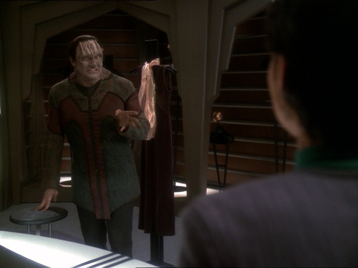 extant_StarTrek_DS9_7x03-Afterimage_3095.jpg