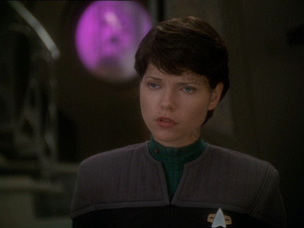 extant_StarTrek_DS9_7x03-Afterimage_3099.jpg