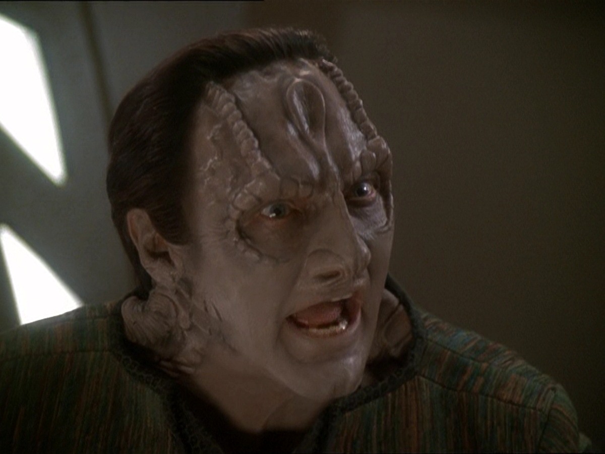 extant_StarTrek_DS9_7x03-Afterimage_3111.jpg