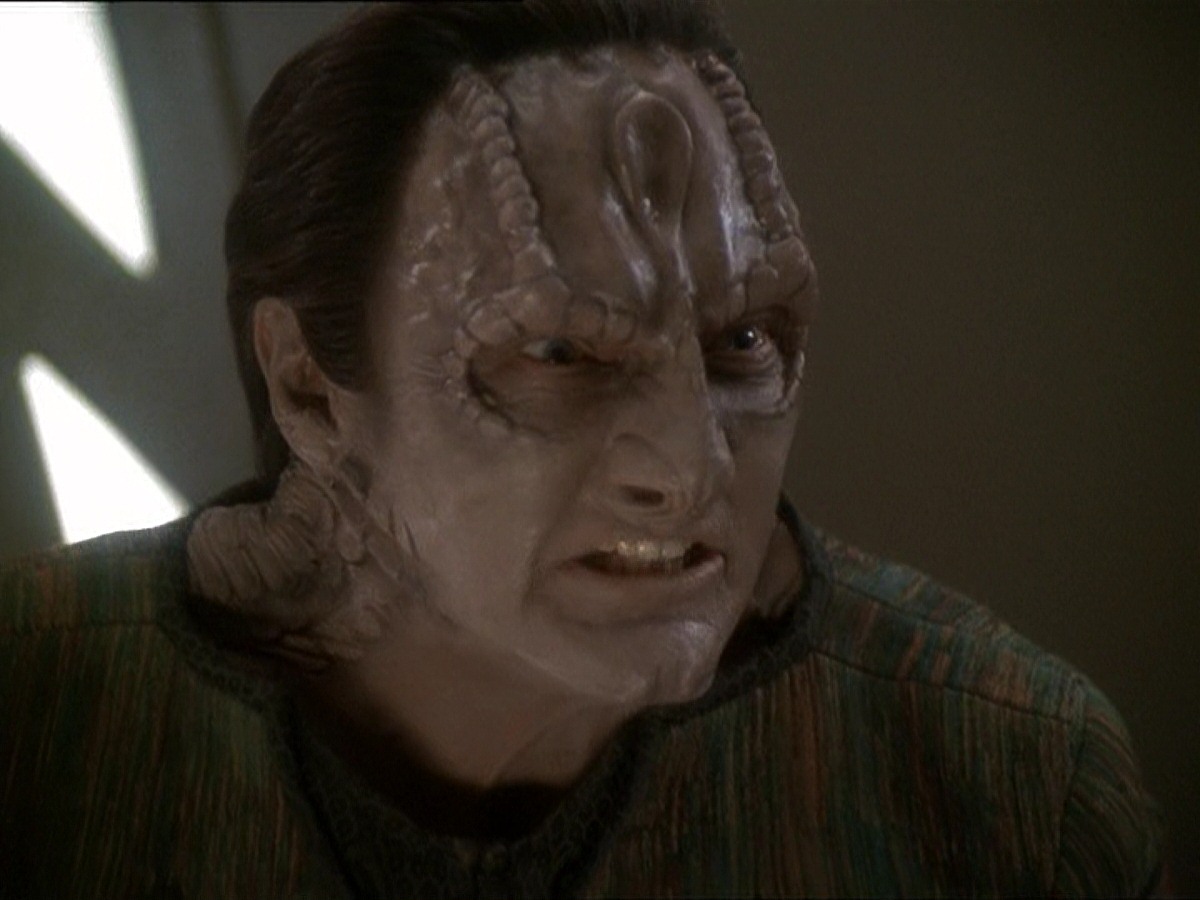 extant_StarTrek_DS9_7x03-Afterimage_3116.jpg