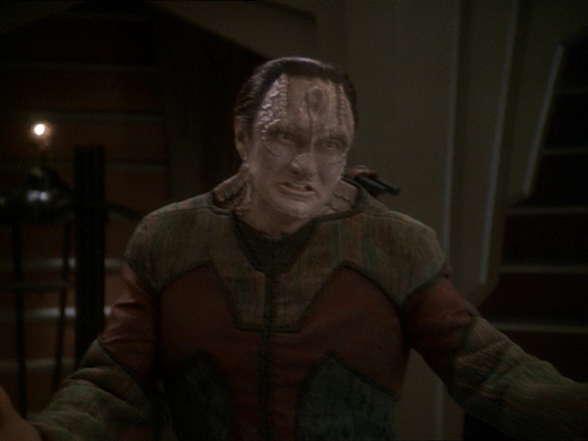 extant_StarTrek_DS9_7x03-Afterimage_3130.jpg