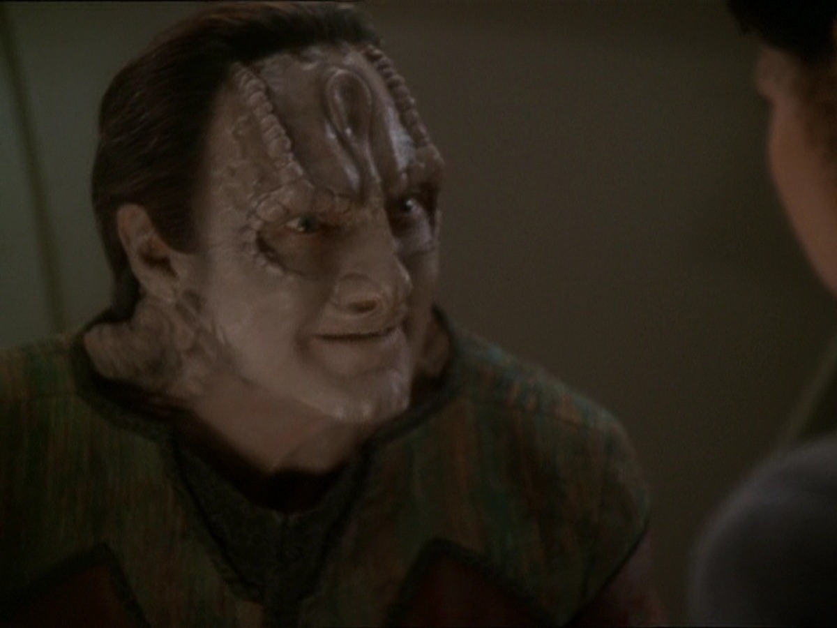 extant_StarTrek_DS9_7x03-Afterimage_3136.jpg