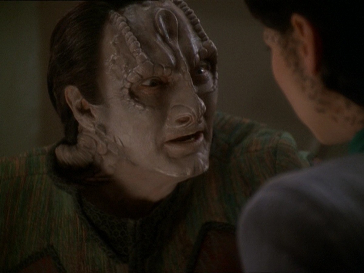 extant_StarTrek_DS9_7x03-Afterimage_3140.jpg