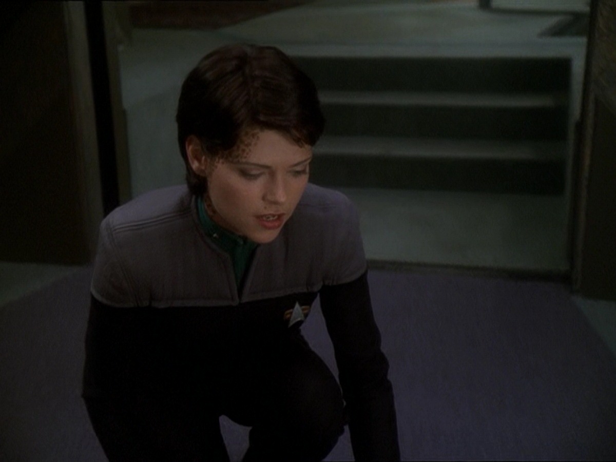 extant_StarTrek_DS9_7x03-Afterimage_3171.jpg
