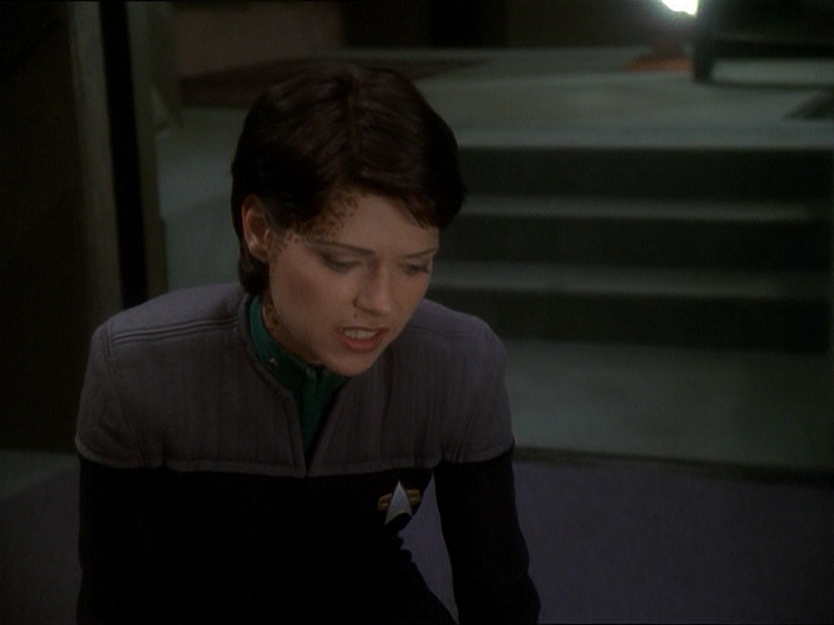 extant_StarTrek_DS9_7x03-Afterimage_3173.jpg