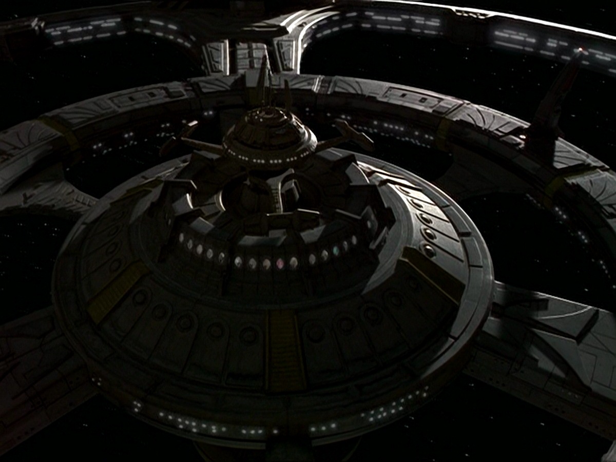 extant_StarTrek_DS9_7x03-Afterimage_3181.jpg