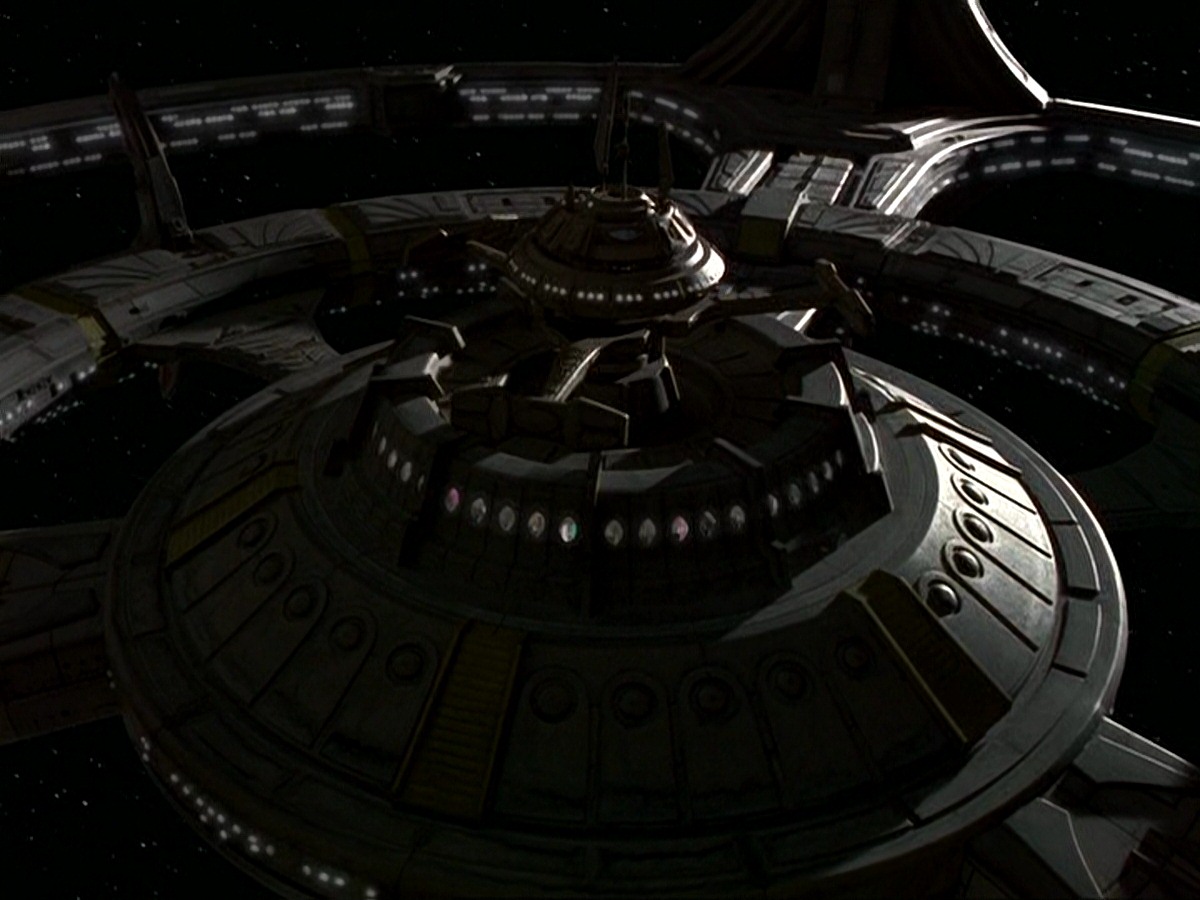 extant_StarTrek_DS9_7x03-Afterimage_3186.jpg