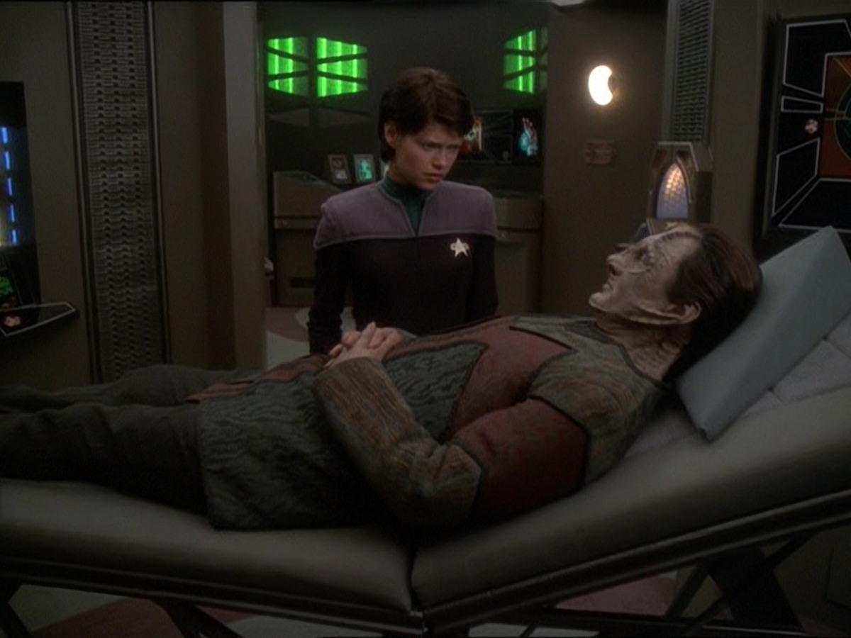 extant_StarTrek_DS9_7x03-Afterimage_3191.jpg