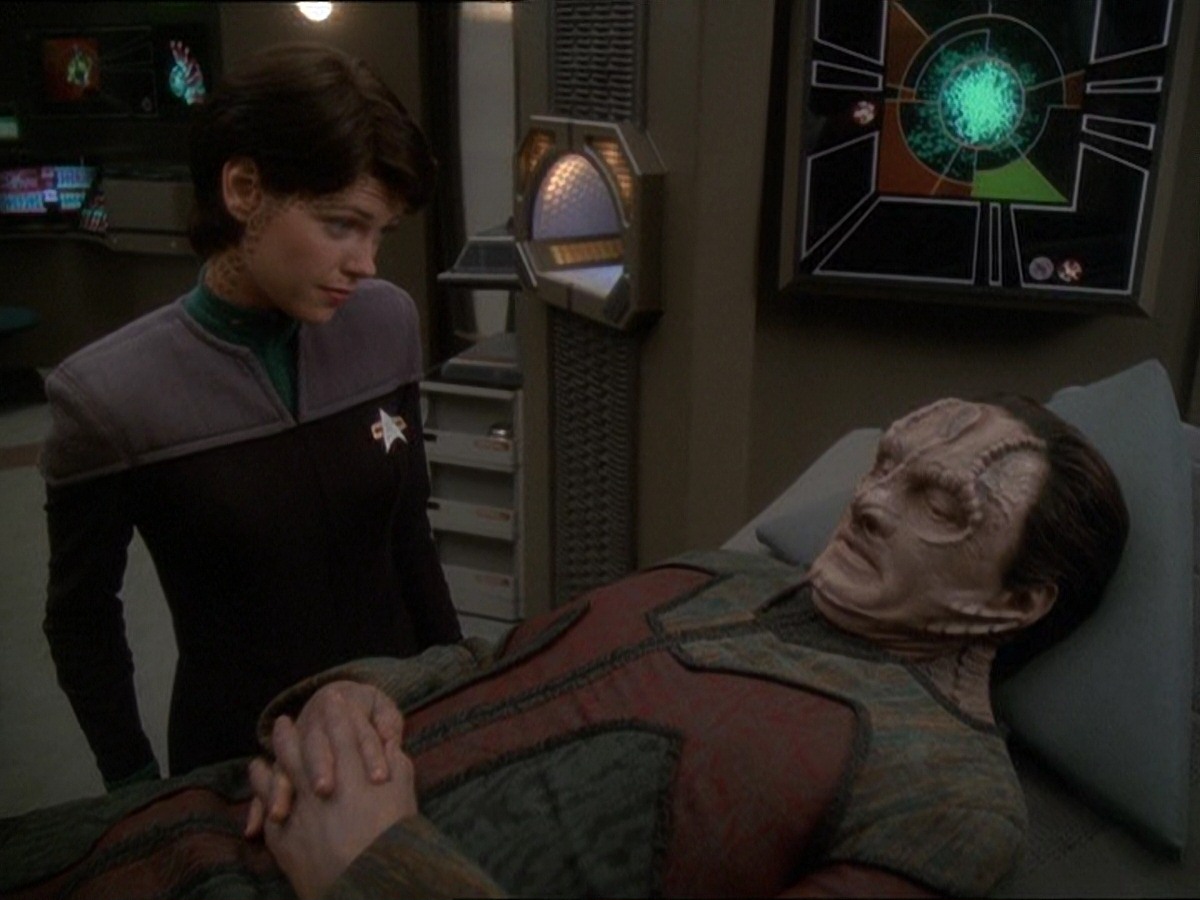 extant_StarTrek_DS9_7x03-Afterimage_3203.jpg