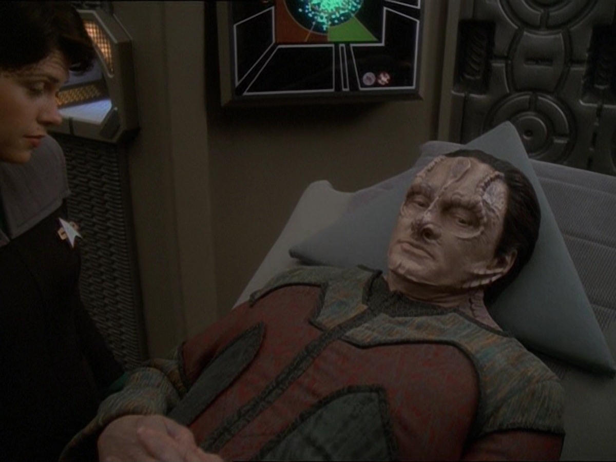 extant_StarTrek_DS9_7x03-Afterimage_3210.jpg