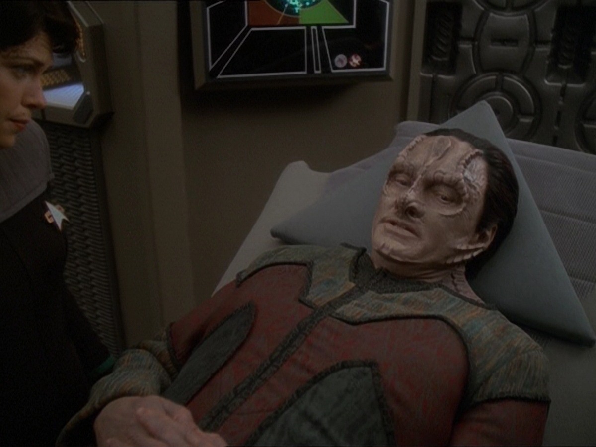 extant_StarTrek_DS9_7x03-Afterimage_3211.jpg