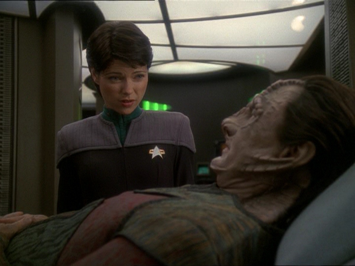 extant_StarTrek_DS9_7x03-Afterimage_3242.jpg