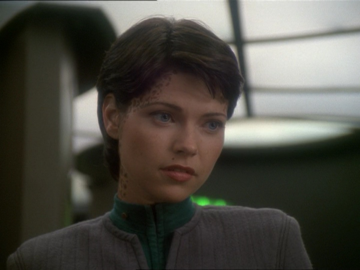 extant_StarTrek_DS9_7x03-Afterimage_3267.jpg