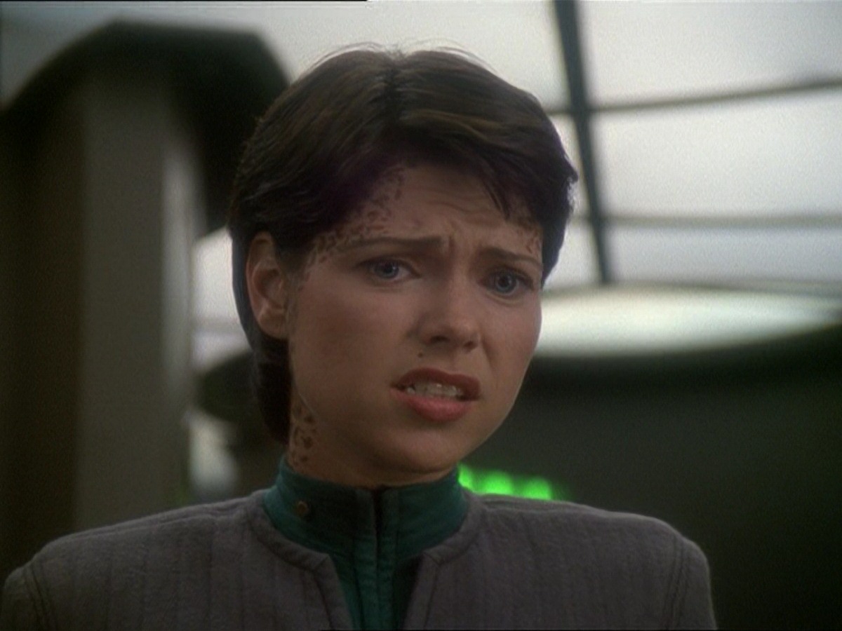 extant_StarTrek_DS9_7x03-Afterimage_3302.jpg