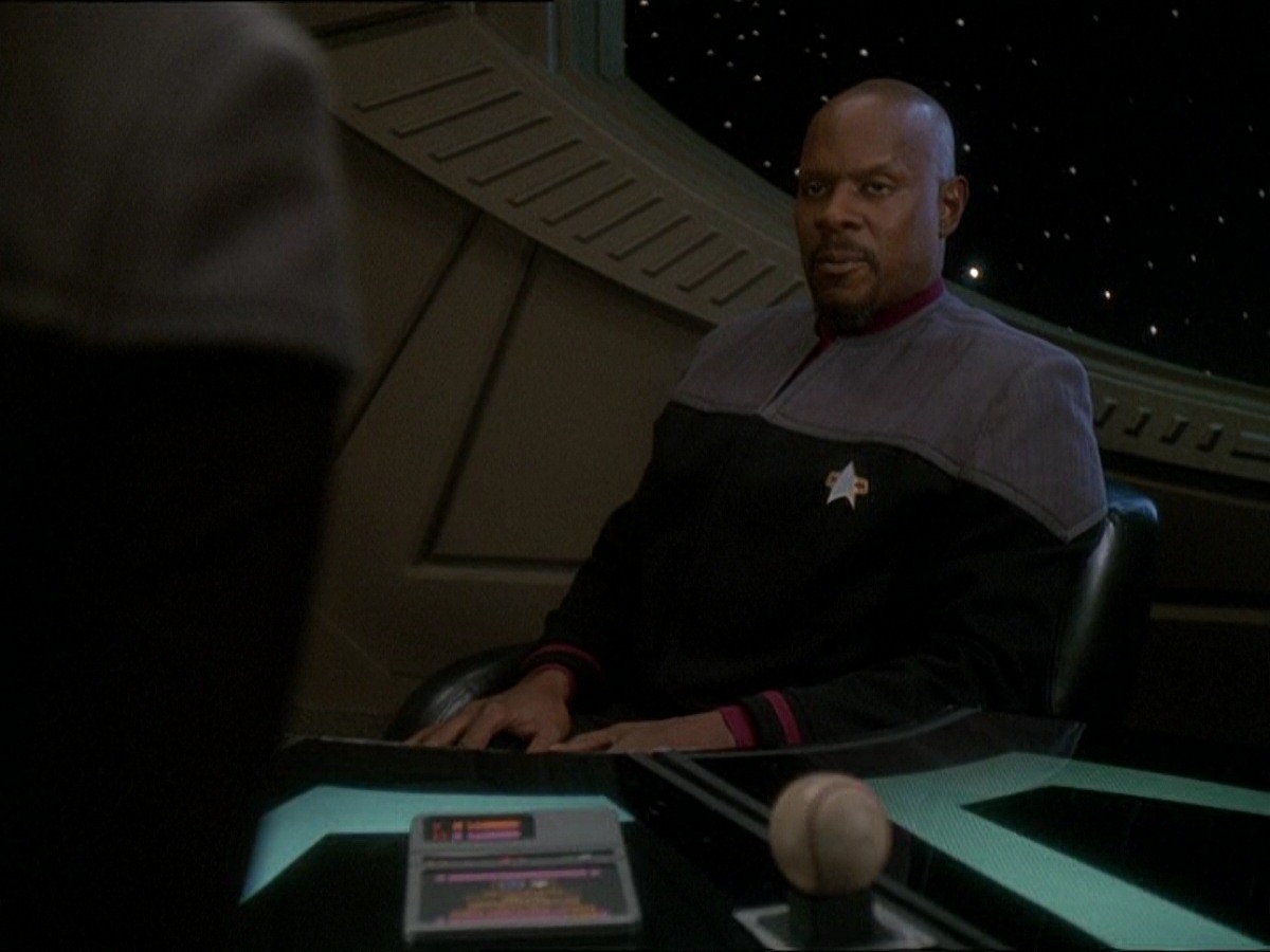 extant_StarTrek_DS9_7x03-Afterimage_3316.jpg