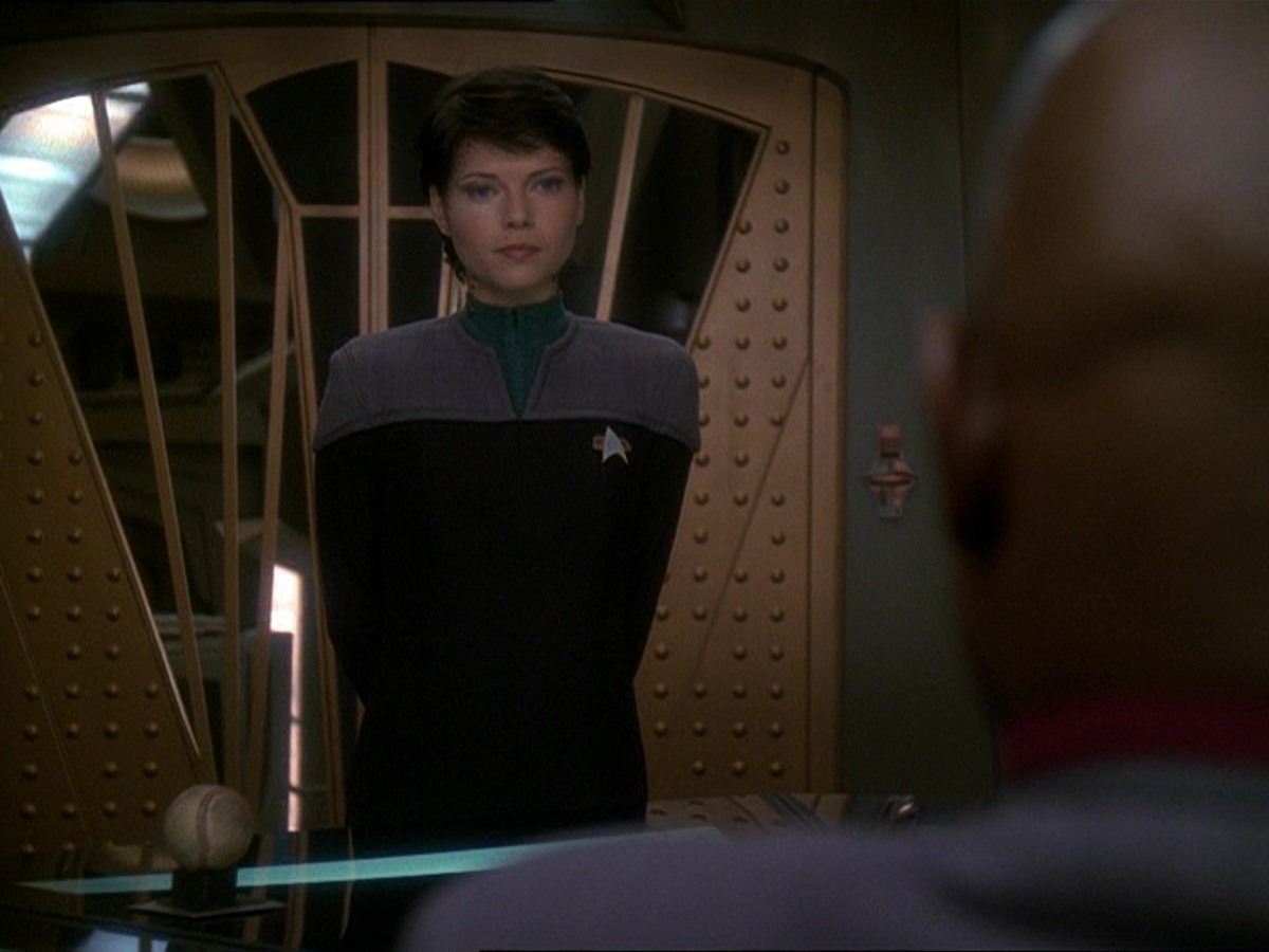 extant_StarTrek_DS9_7x03-Afterimage_3348.jpg