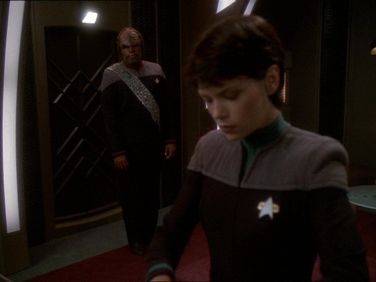 extant_StarTrek_DS9_7x03-Afterimage_3412.jpg