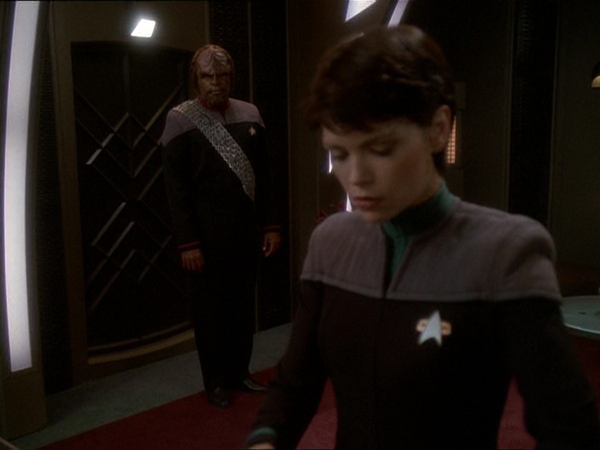 extant_StarTrek_DS9_7x03-Afterimage_3413.jpg