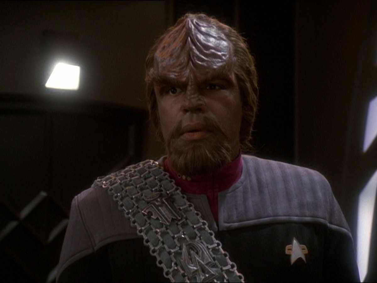 extant_StarTrek_DS9_7x03-Afterimage_3441.jpg