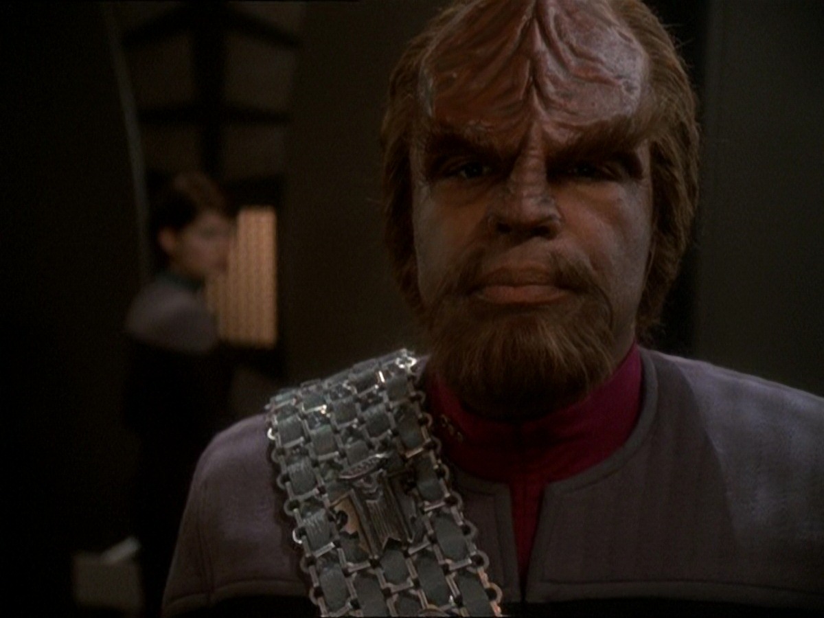 extant_StarTrek_DS9_7x03-Afterimage_3450.jpg