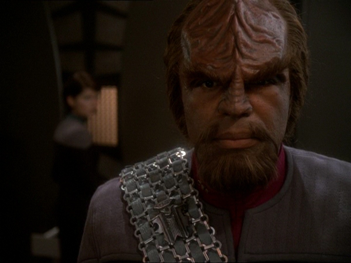 extant_StarTrek_DS9_7x03-Afterimage_3457.jpg