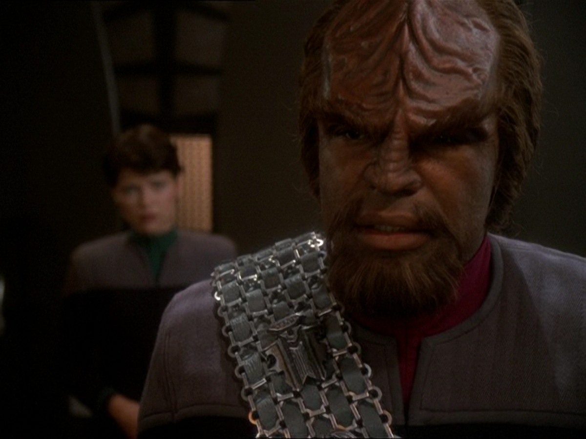 extant_StarTrek_DS9_7x03-Afterimage_3490.jpg