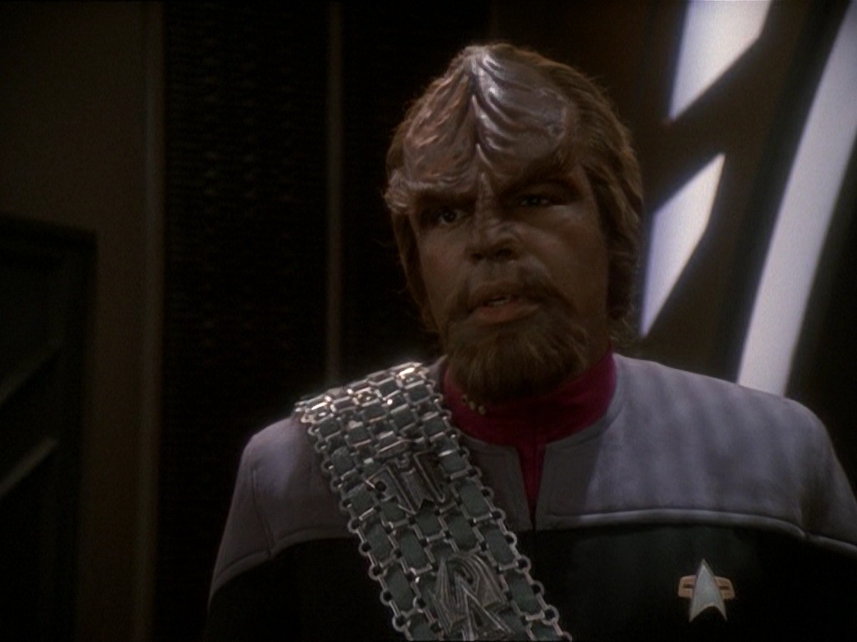 extant_StarTrek_DS9_7x03-Afterimage_3522.jpg