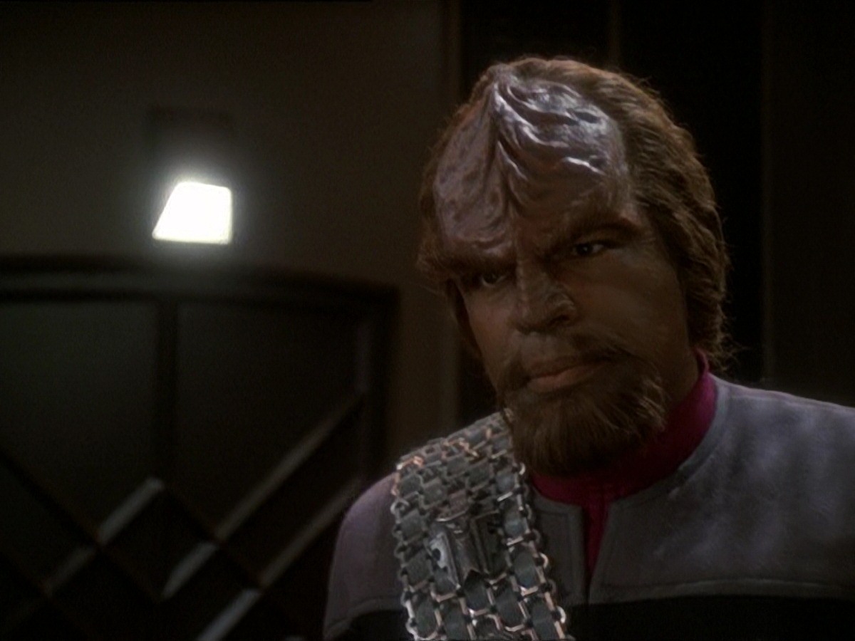 extant_StarTrek_DS9_7x03-Afterimage_3525.jpg