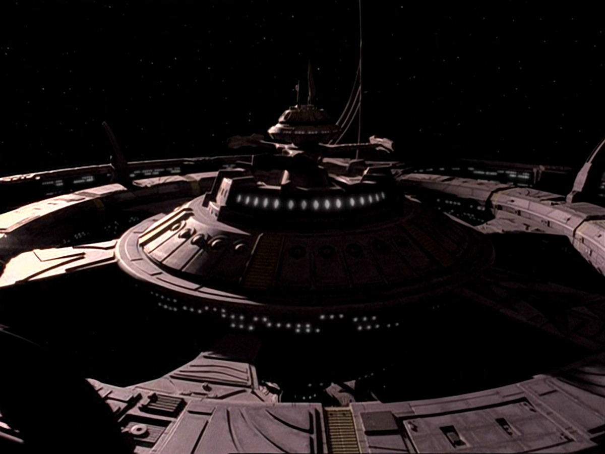 extant_StarTrek_DS9_7x03-Afterimage_3601.jpg
