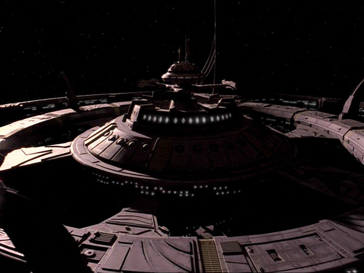 extant_StarTrek_DS9_7x03-Afterimage_3602.jpg