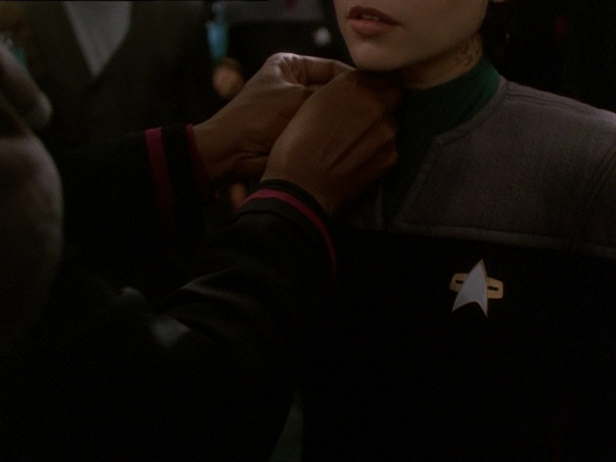 extant_StarTrek_DS9_7x03-Afterimage_3604.jpg