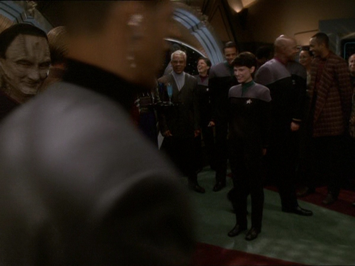 extant_StarTrek_DS9_7x03-Afterimage_3627.jpg