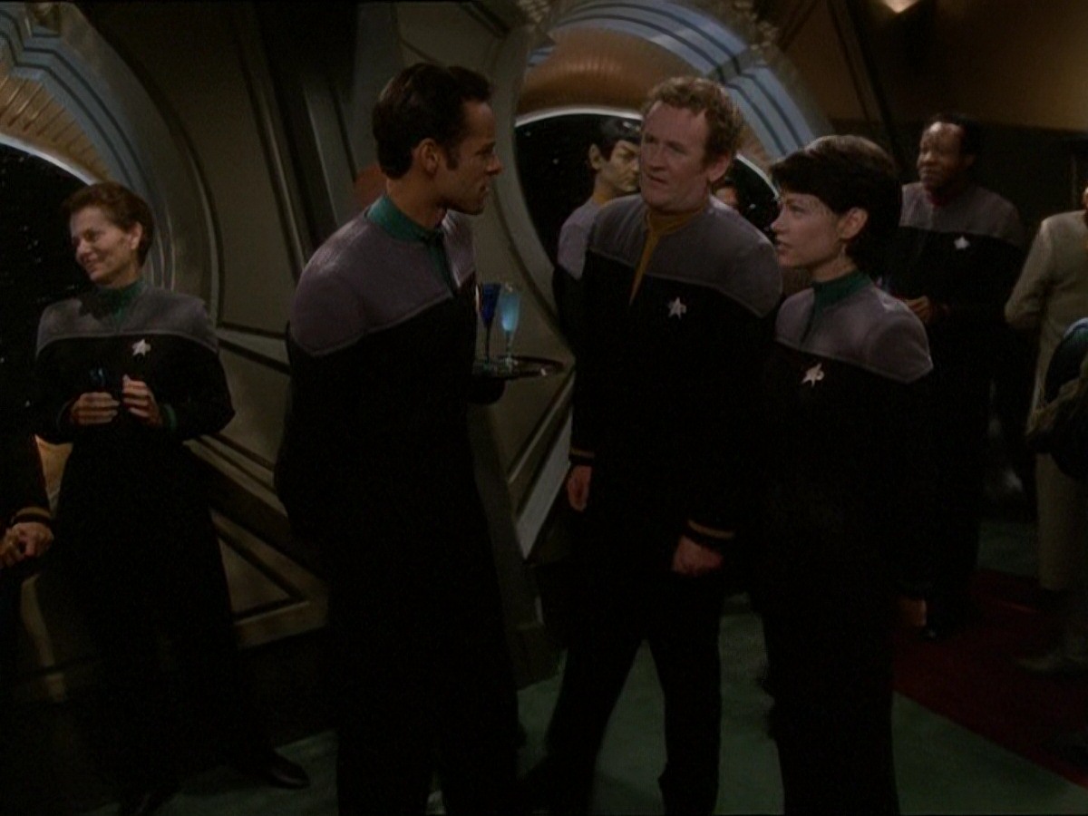 extant_StarTrek_DS9_7x03-Afterimage_3632.jpg