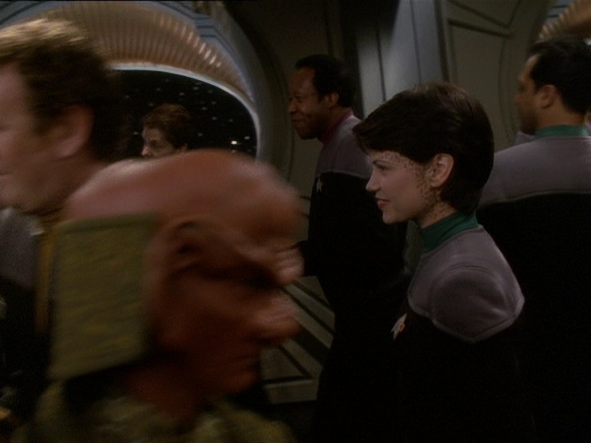 extant_StarTrek_DS9_7x03-Afterimage_3638.jpg